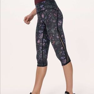 Lululemon Train Times Crop in Frozen Flourish